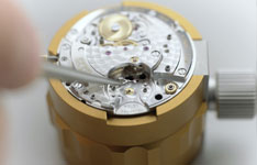 爱彼表为啥有时不走了